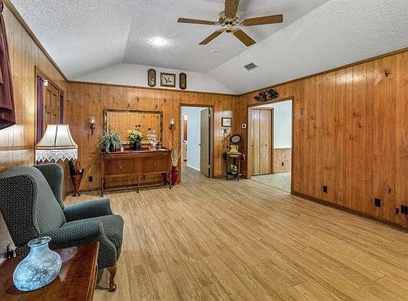 3rd image of 2318 14th St