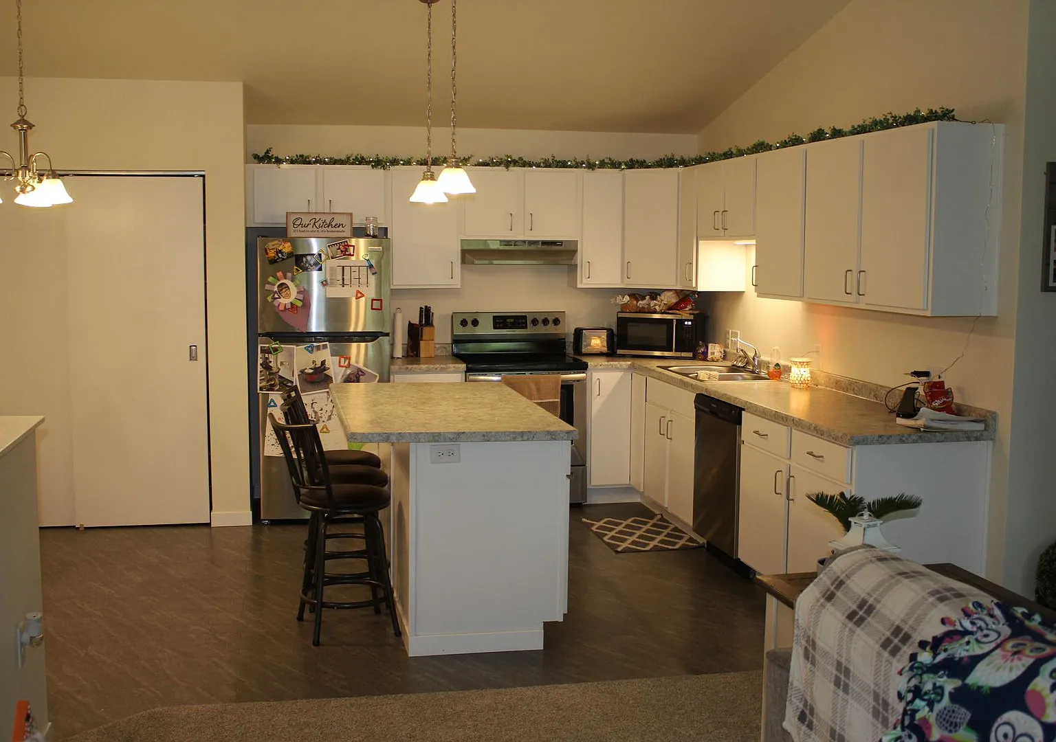 Crooked River Apartments — Photo 3