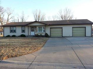 1001 W Lockwood St, Wichita, KS 67217