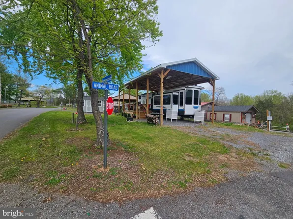 11 Ranger Rd, Falling Waters, WV 25419
