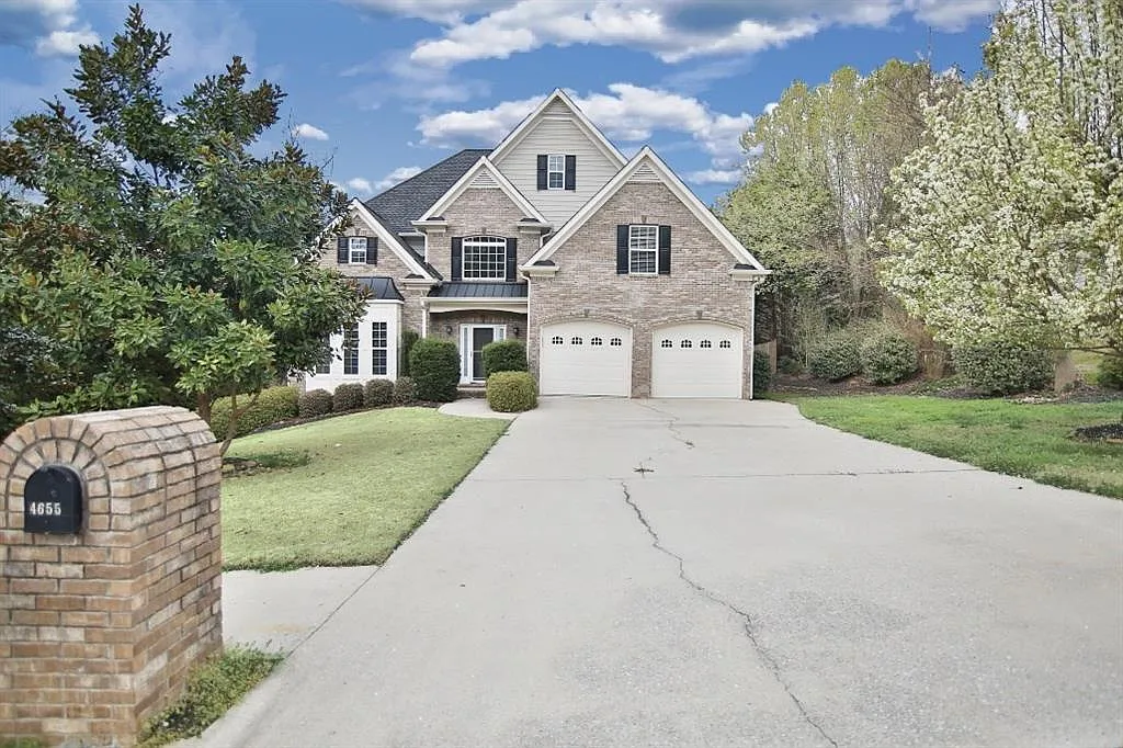 4655 Smokestone Dr photo 1