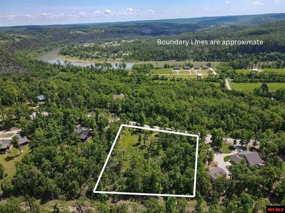 1st image of 18 Rustic Ridge Dr