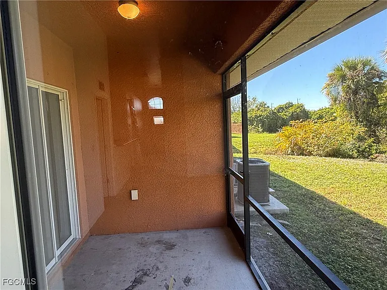 633 Alabama Rd S — Photo 17
