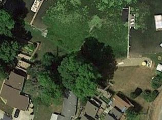 2435 E Crampton Rd, Columbia City, IN 46725