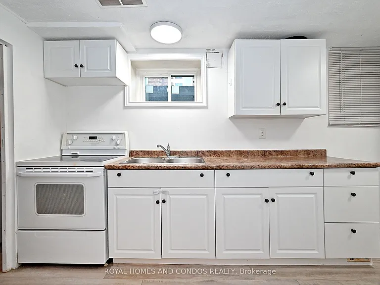 27 Marlena Dr — Photo 19