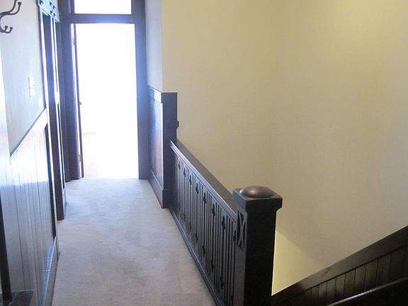 3rd image of 1224 Jackson St