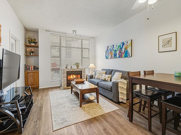 2nd image of 4573 Chateau Blvd #106