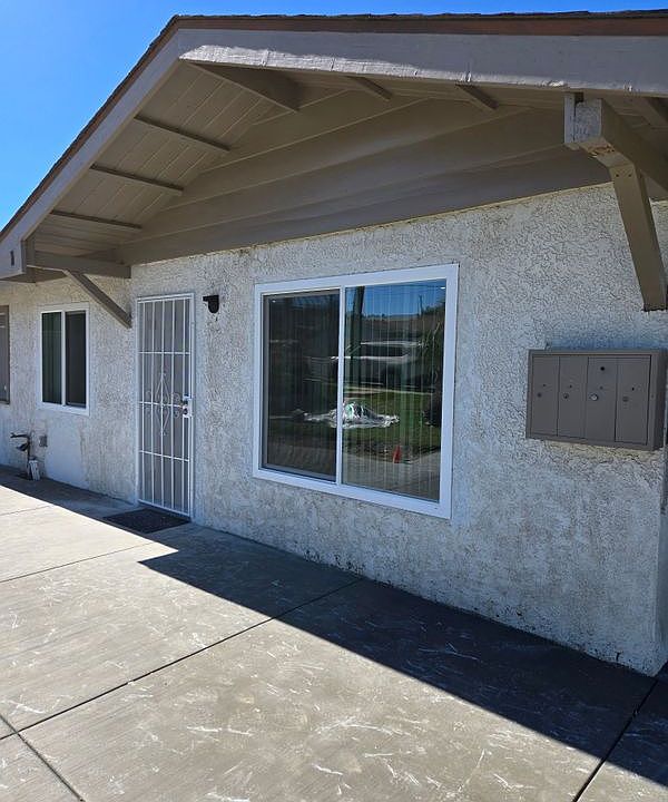 1st image of 301 N Tustin Ave #B