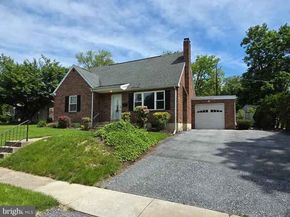 616 Sylvan Pl, Harrisburg, PA 17109