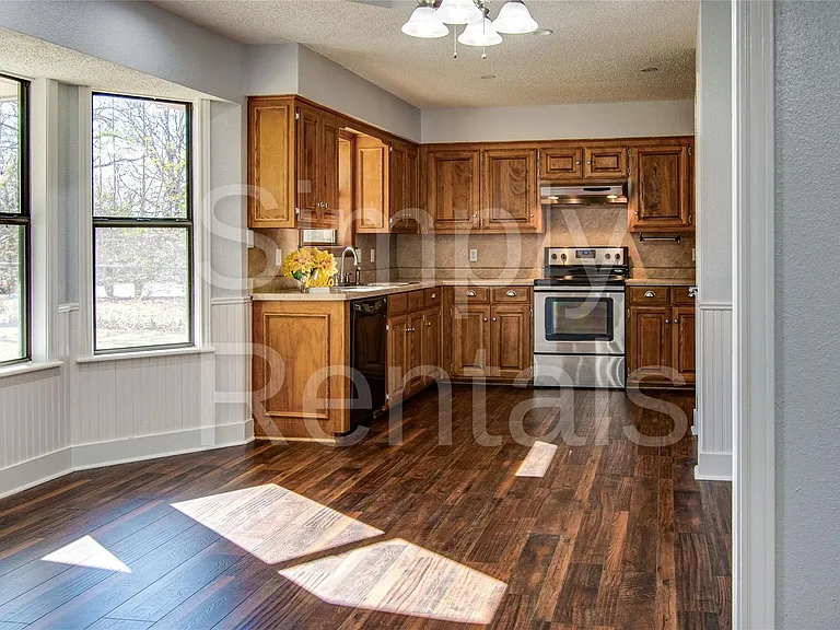 182 County Road 2426 — Photo 6