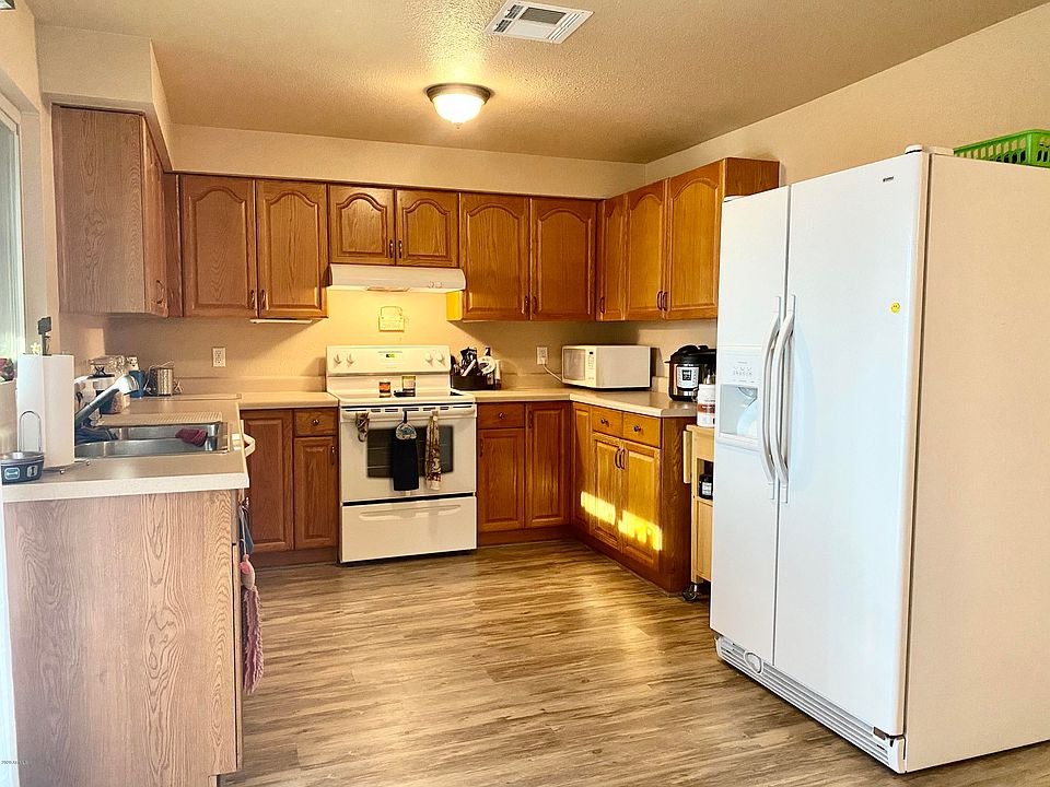 1st image of 9016 N 56th Ave