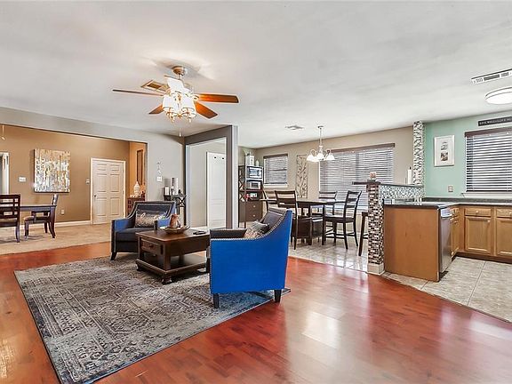 5th image of 8009 Wales St