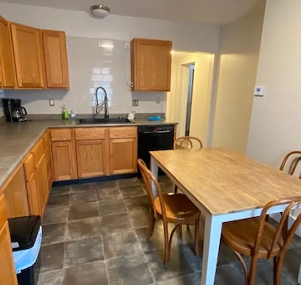 414 Stafford St — Photo 18