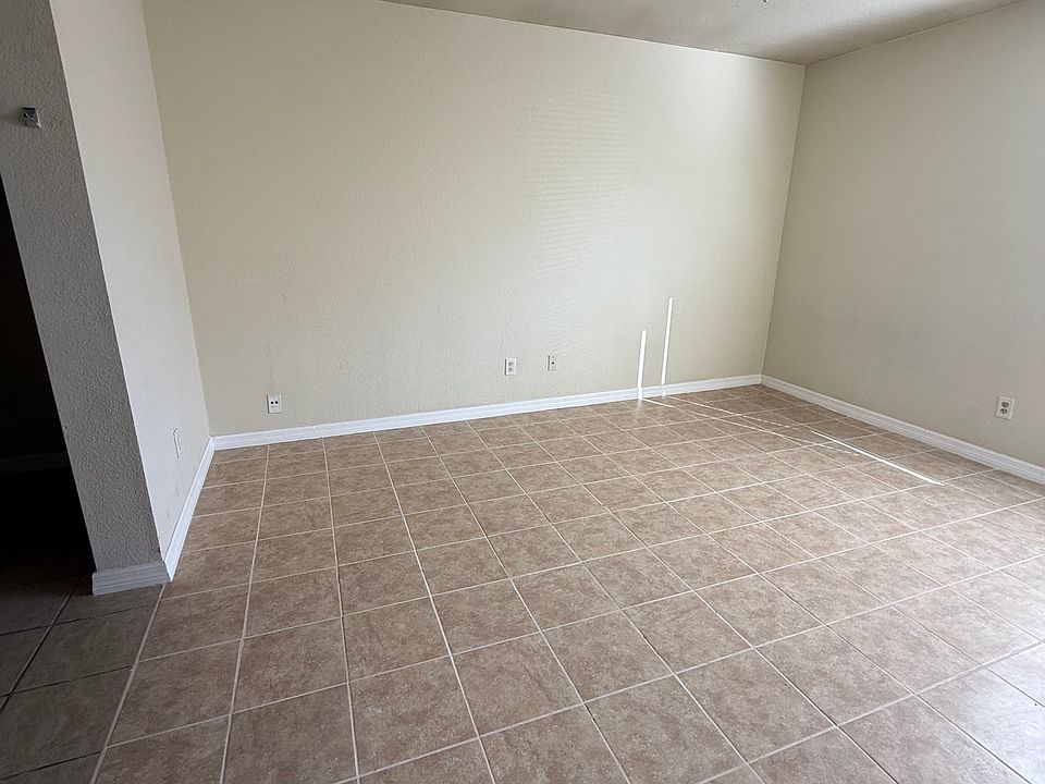 1st image of 13121 Independence Ave