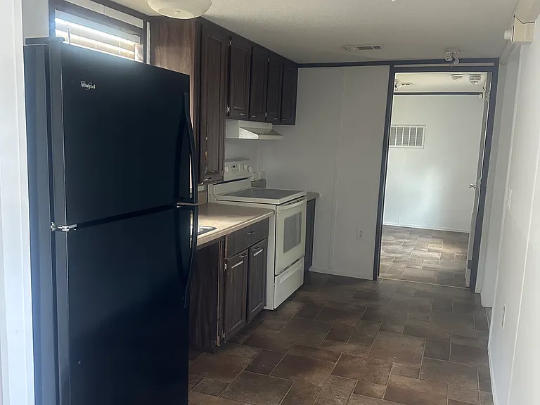 2901 Shell Rd #12 — Photo 8