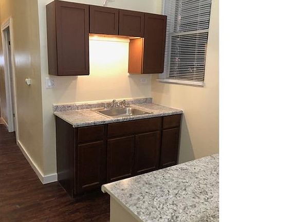 4th image of 9710 S Avenue L #1