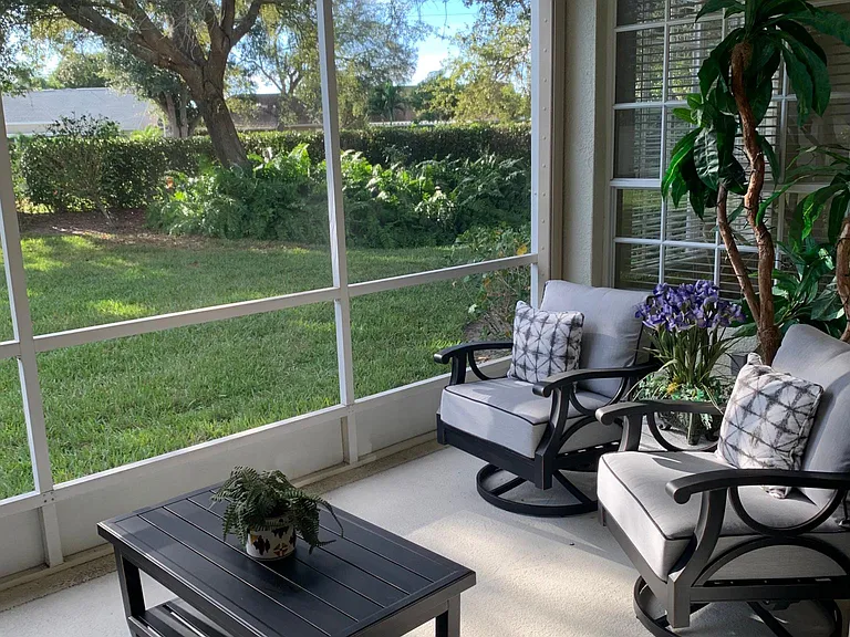 Lanai with great outdoor view