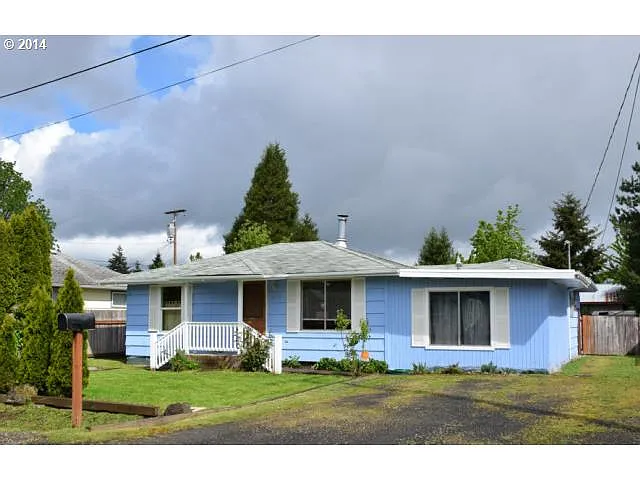 5518 B St photo 1