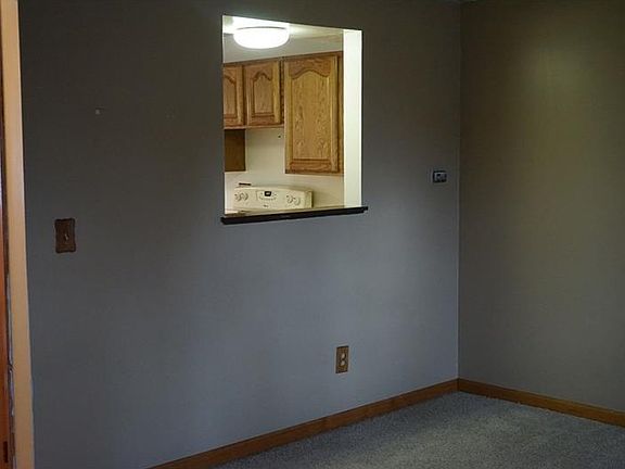 4th image of 239 C Whitestown Vlg