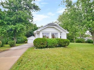 1410 E Borley Ave, Mishawaka, IN 46545