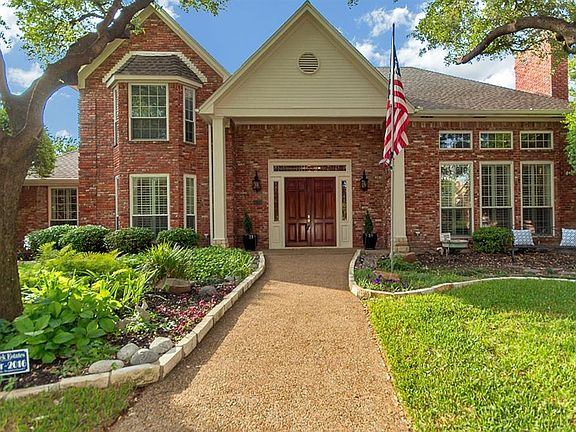 3rd image of 6709 Leslie Ct