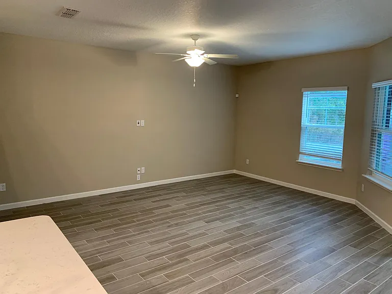 414 Boracay Cir — Photo 15