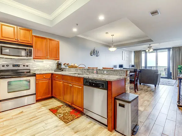 1601 Bienville Blvd APT 319, Dauphin Island, AL 36528