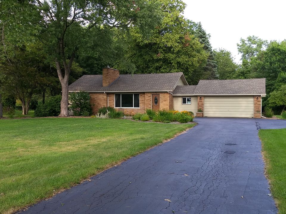 1st image of 28126 Wildwood Trl