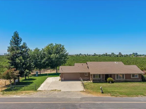5907 Crow Rd, Oakdale, CA 95361