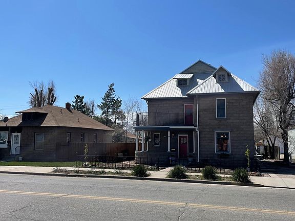 Great bones. Off of Denver Ave, walking distance to dining and shops