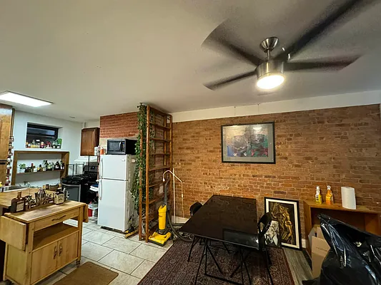 Rented by Mauro Bros Real Estate Services LLC | media 19