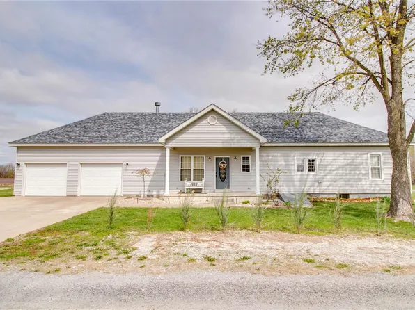 601 Promenade St, Kane, IL 62054