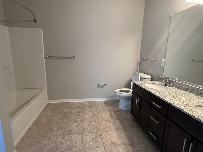 1118 Litton Ave #301 — Photo 8