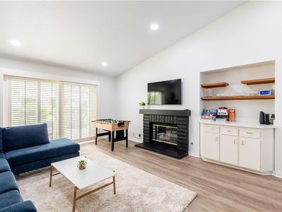 216 Desert Falls Dr E, Palm Desert, CA, 92211