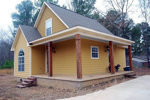 1st image of 407 Britton Dr