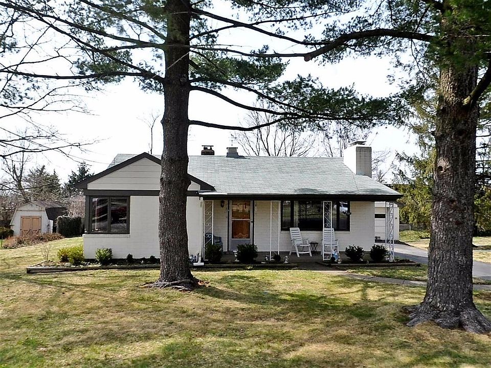 1st image of 3945 Beverly Dr