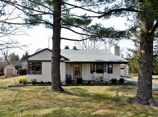3945 Beverly Dr, Cincinnati, OH 45245