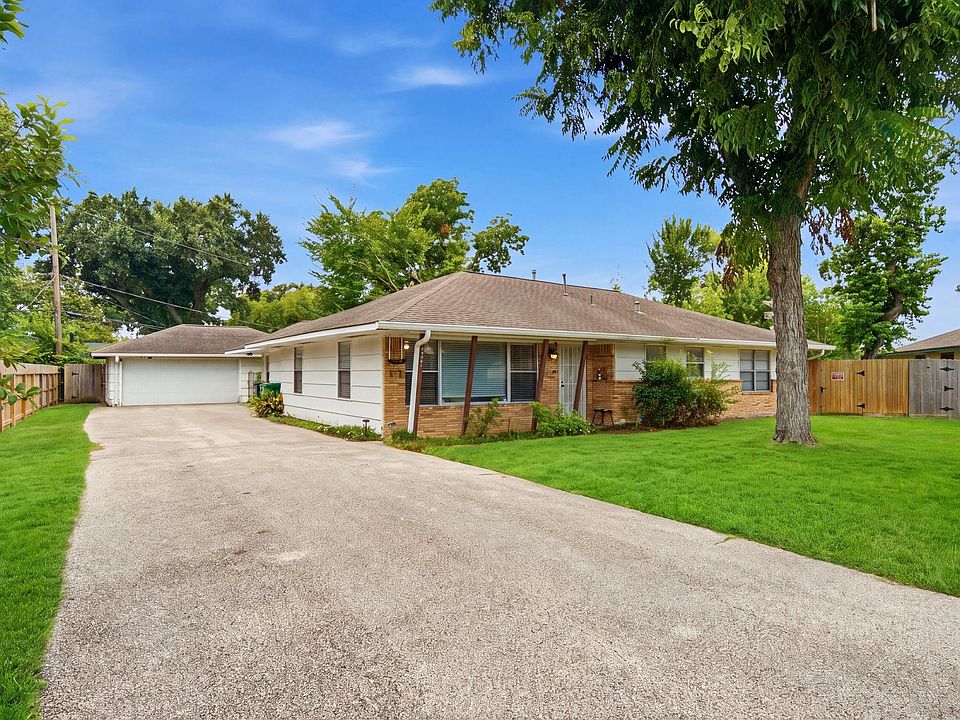 1st image of 9435 Springmont Dr