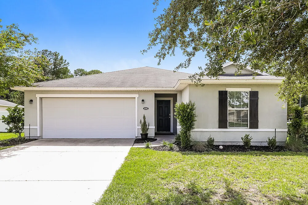 3 bed, 2.0 bath, 1490 sqft, $1,985 — Photo 1