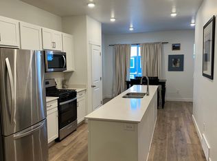 982 E Drifter Ln, Saratoga Springs, UT 84045