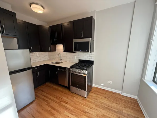 4242-44 N Sheridan Rd, Chicago, IL
