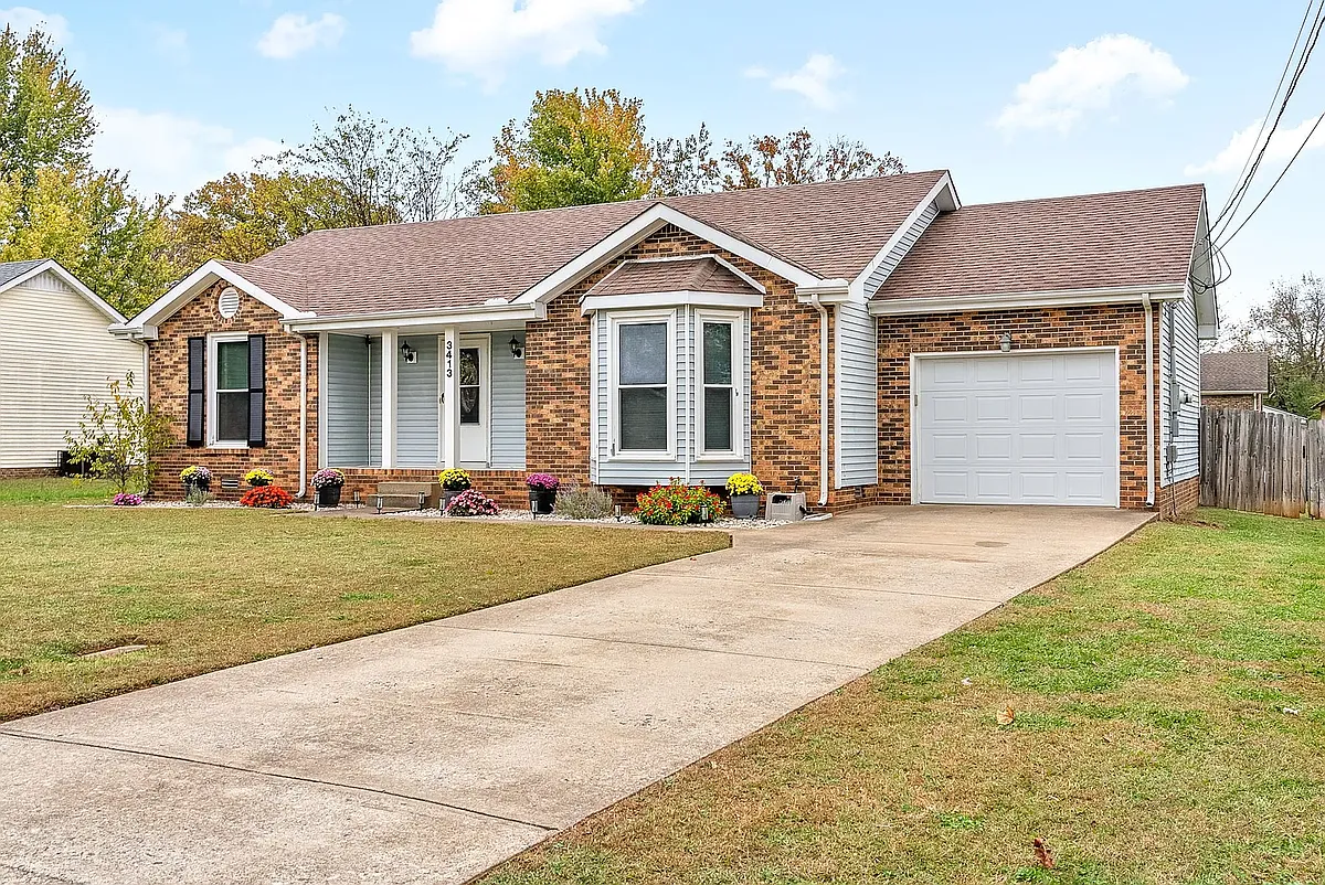 Building Photo - 3413 Oak Park Dr
