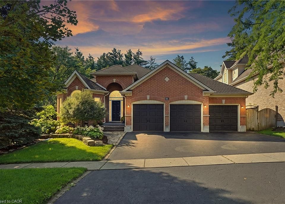 1st image of 51 Autumn Ridge Trl