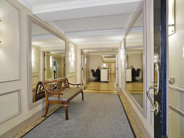155 East 49th Street 10C image 7 of 7