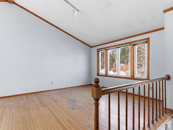 4th image of 27 W Chamberlain Road