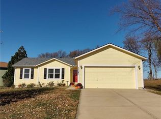 32646 W 171st St, Gardner, KS 66030