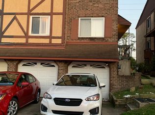 15173 Beverly Dr, Philadelphia, PA 19116