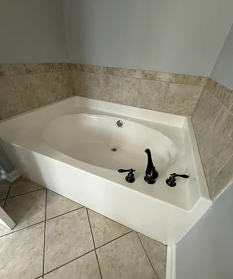 203 Hilltop Dr SW — Photo 18