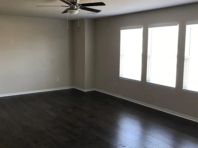 3238 Apple Dale Dr — Photo 5