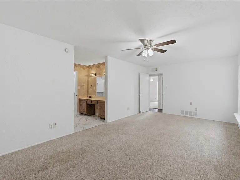 7612 Jerome Dr — Photo 26